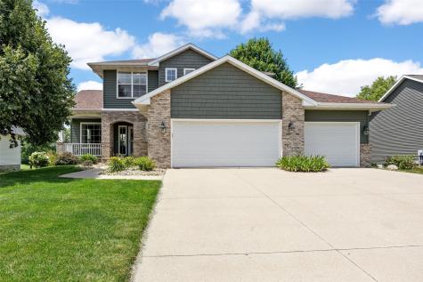 860 Wolf Ridge Road Hiawatha IA 52233