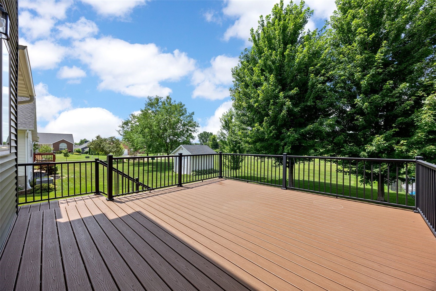 860 Wolf Ridge Road Hiawatha IA 52233