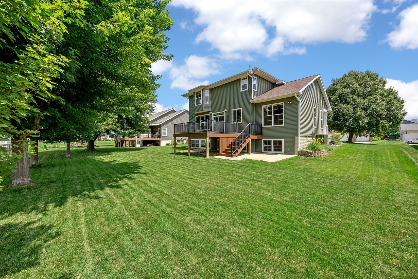 860 Wolf Ridge Road Hiawatha IA 52233