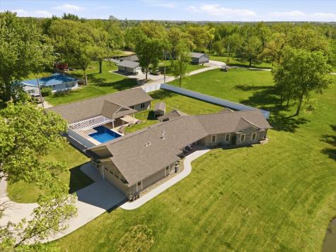 4039 10th Street Marion IA 52302