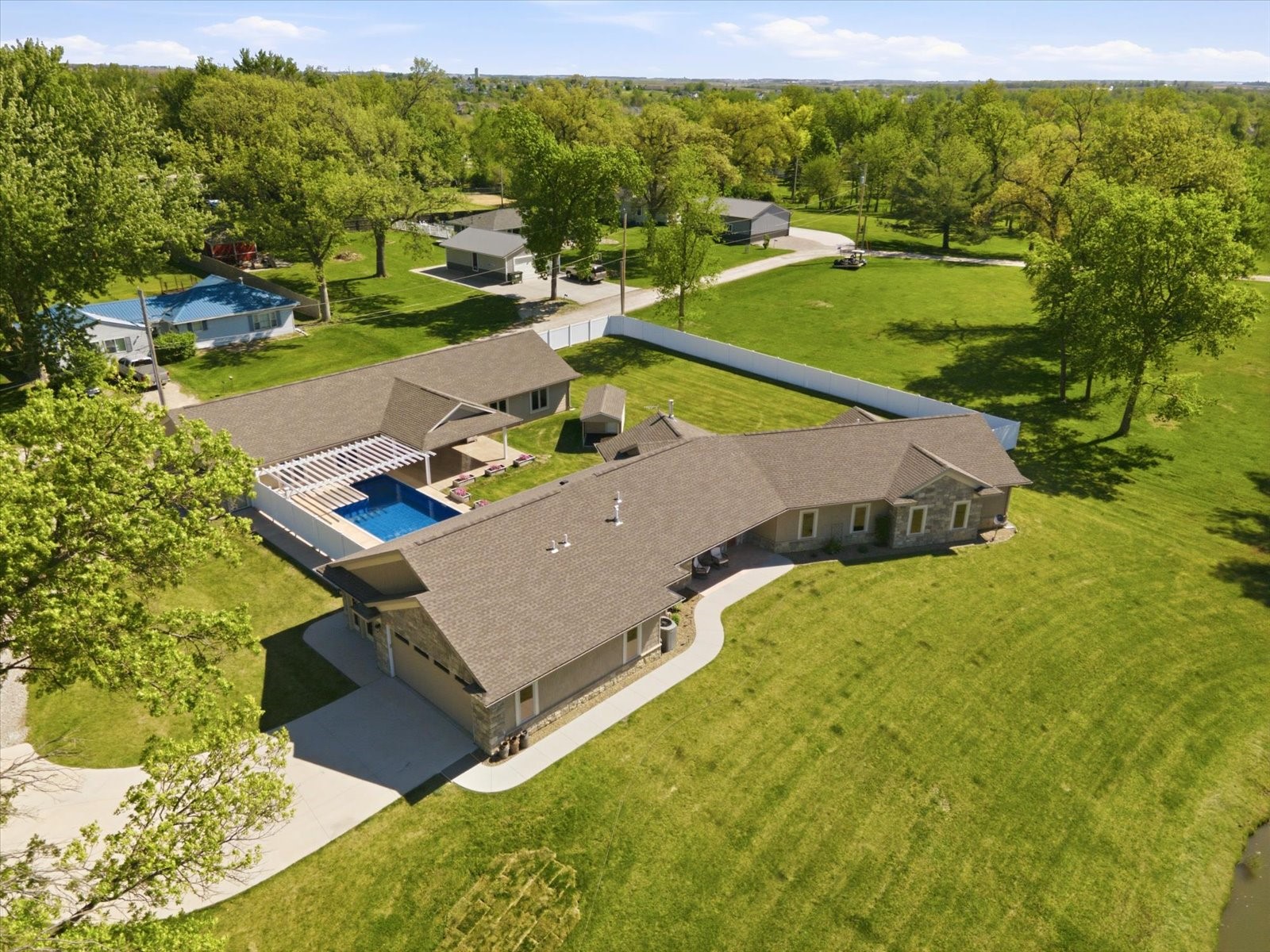 4039 10th Street Marion IA 52302