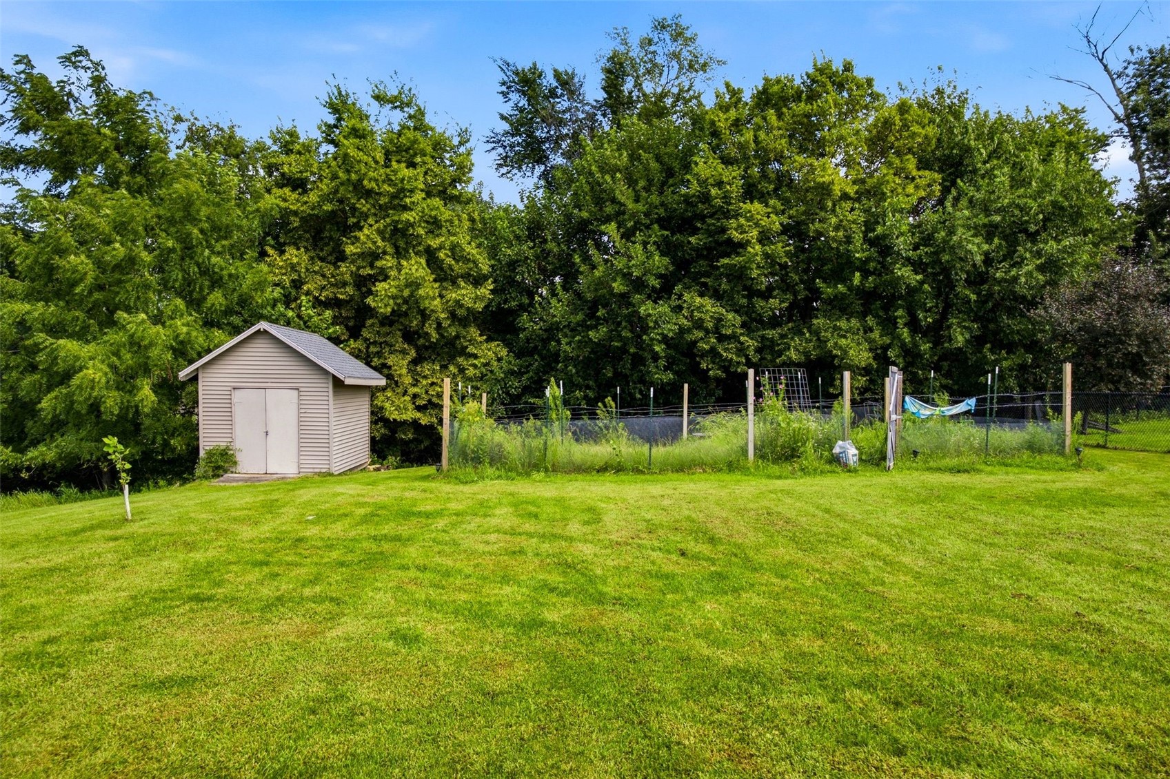 3501 Royal SW Cedar Rapids IA 52404