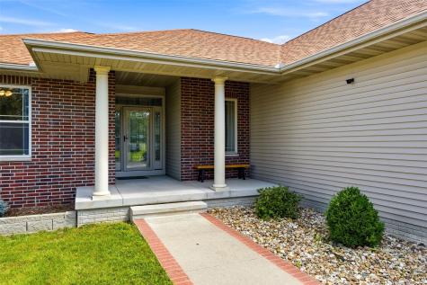 3501 Royal SW Cedar Rapids IA 52404