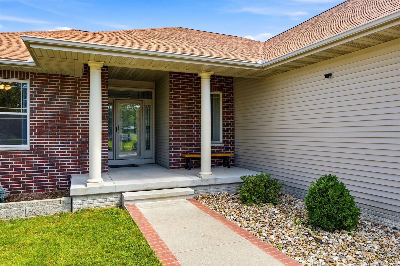 3501 Royal SW Cedar Rapids IA 52404