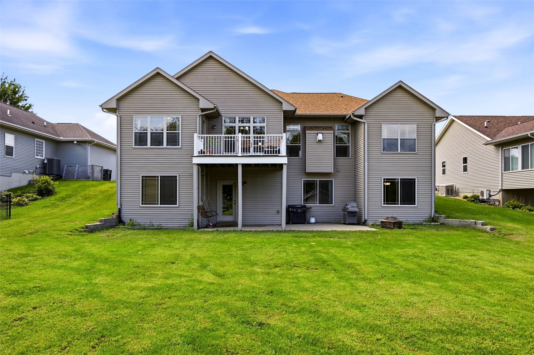 3501 Royal SW Cedar Rapids IA 52404