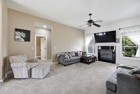 3501 Royal SW Cedar Rapids IA 52404