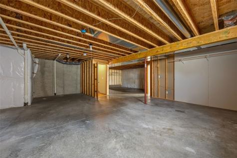 380 Oak Park Circle Marion IA 52302