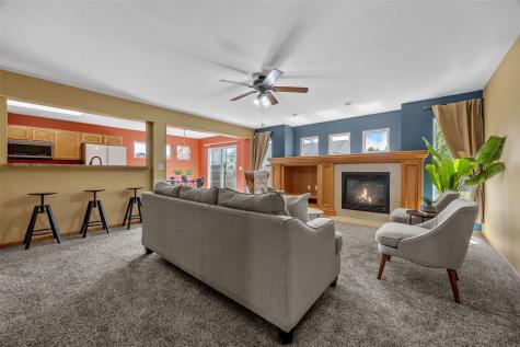380 Oak Park Circle Marion IA 52302