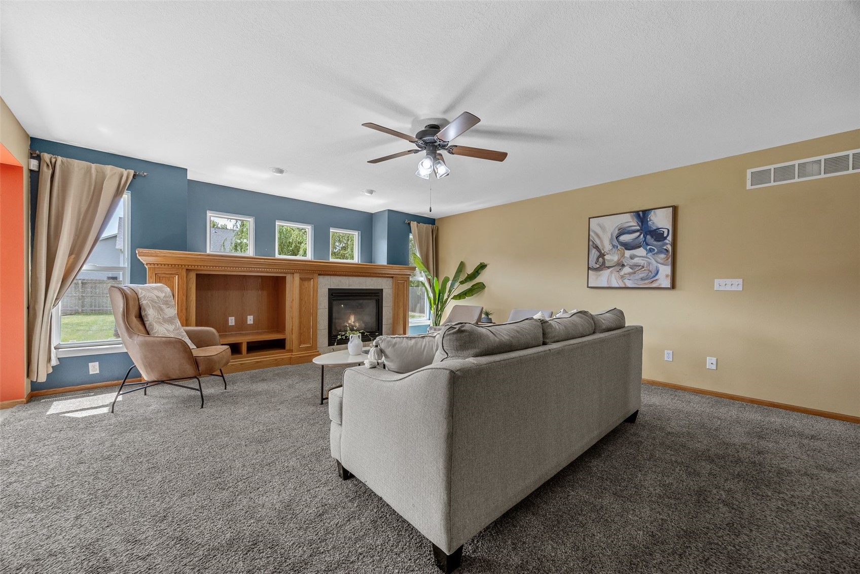 380 Oak Park Circle Marion IA 52302