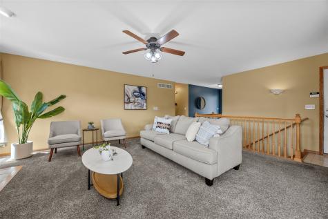 380 Oak Park Circle Marion IA 52302