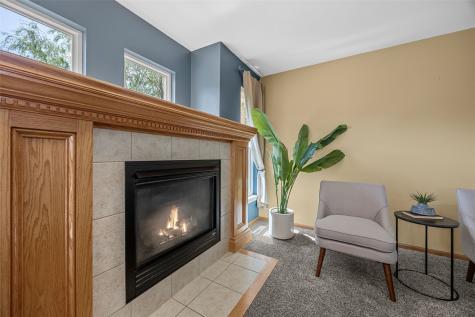 380 Oak Park Circle Marion IA 52302
