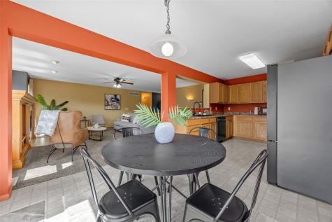 380 Oak Park Circle Marion IA 52302