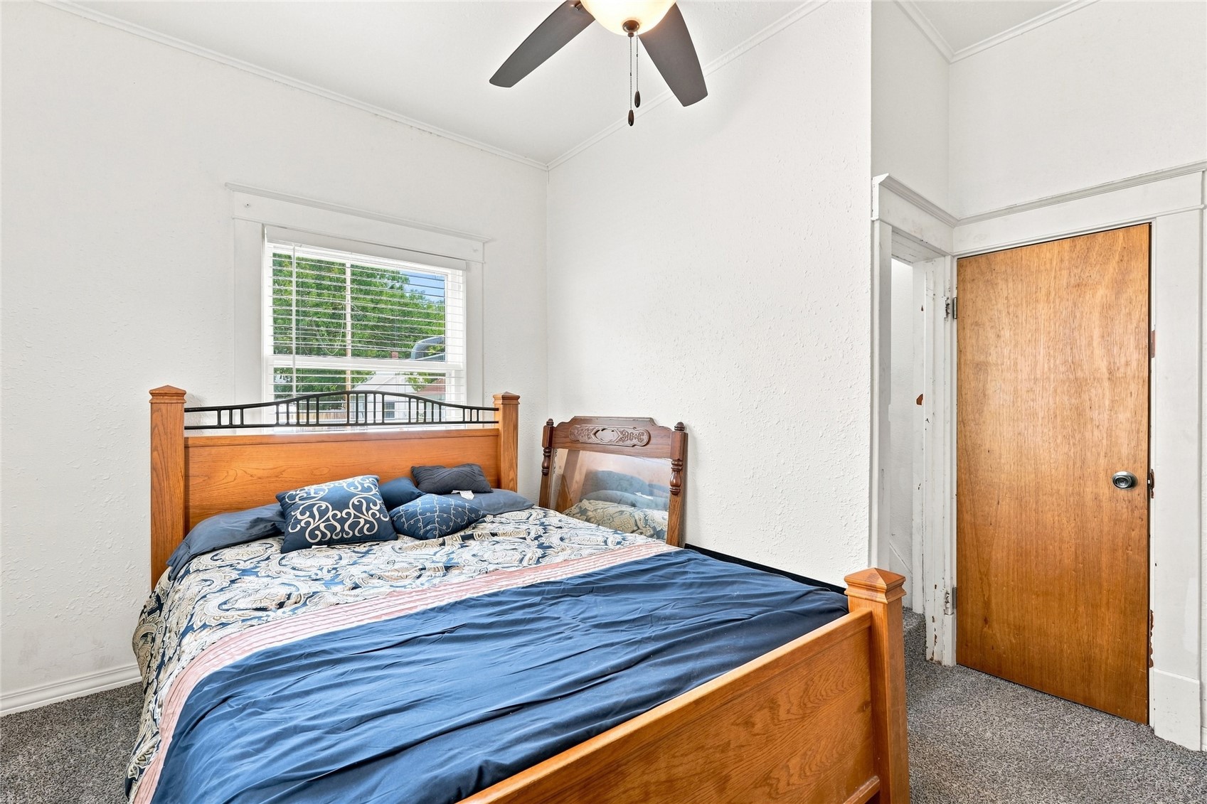 808 Oakland Road NE Cedar Rapids IA 52402