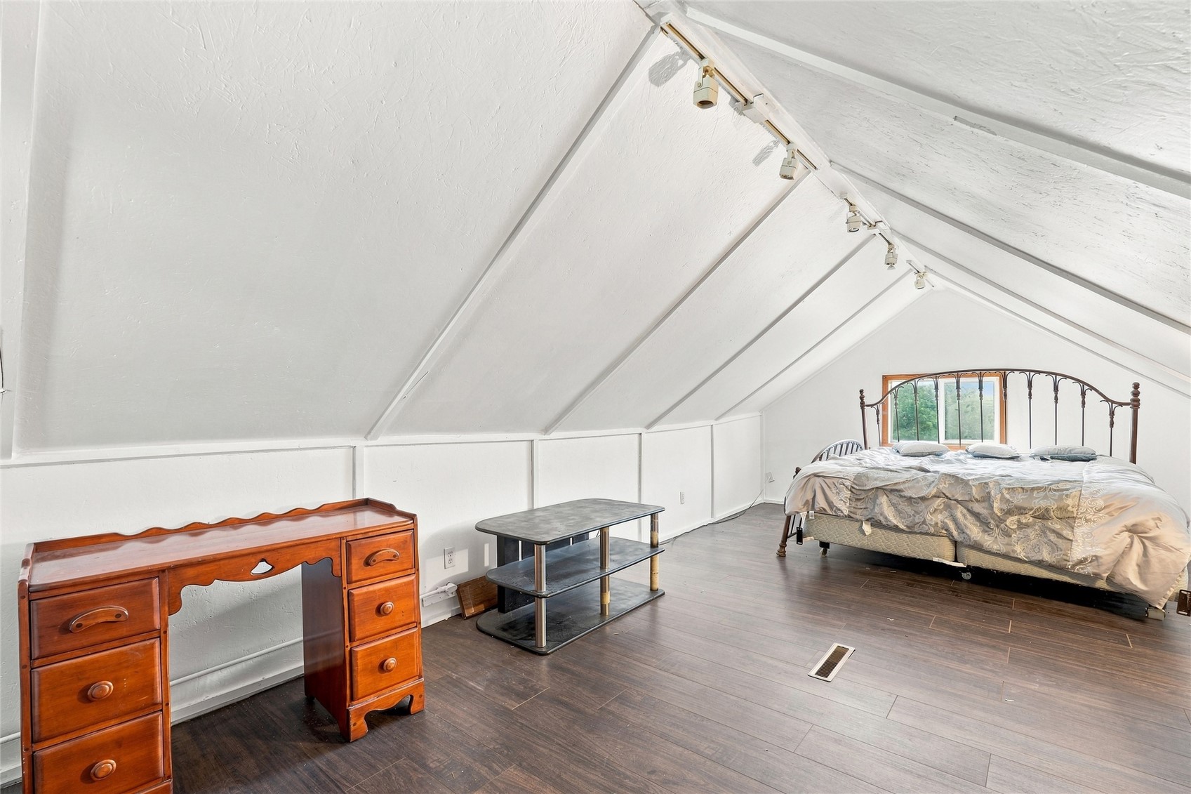 808 Oakland Road NE Cedar Rapids IA 52402