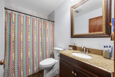 4216 Northwood Drive NE Cedar Rapids IA 52402