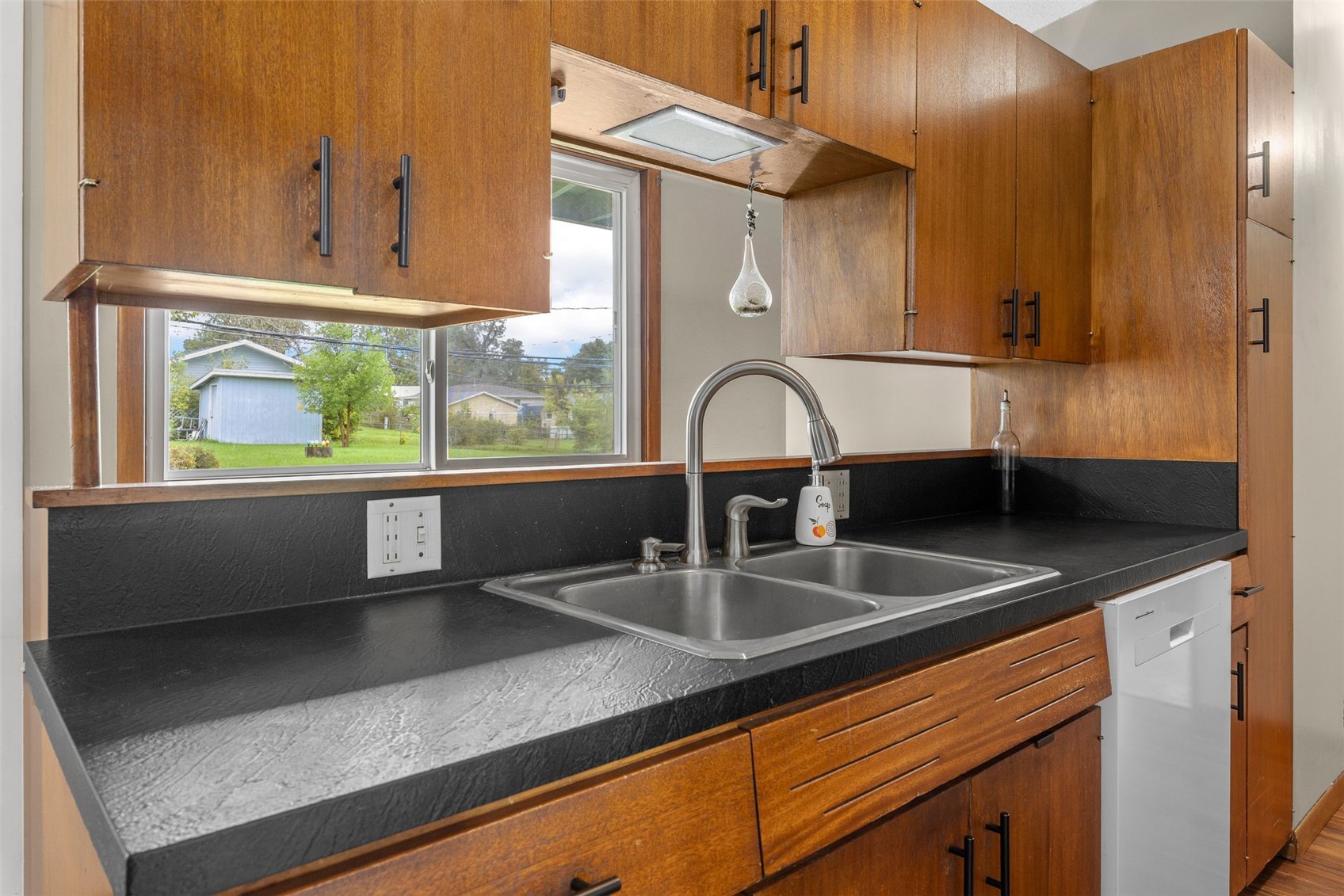 4216 Northwood Drive NE Cedar Rapids IA 52402