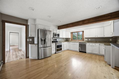 3653 Cottage Grove Avenue SE Cedar Rapids IA 52403