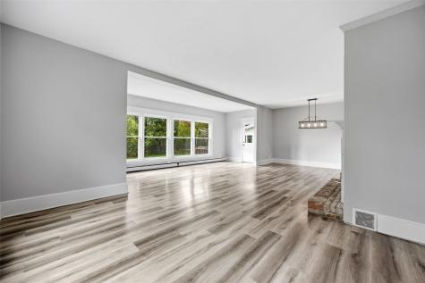 3653 Cottage Grove Avenue SE Cedar Rapids IA 52403