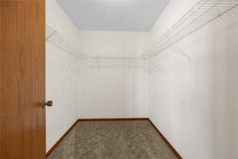 506 3rd Avenue Newhall IA 52315