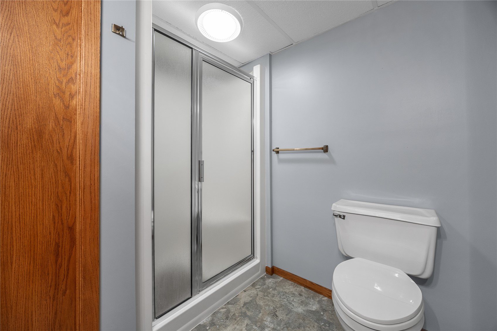 506 3rd Avenue Newhall IA 52315