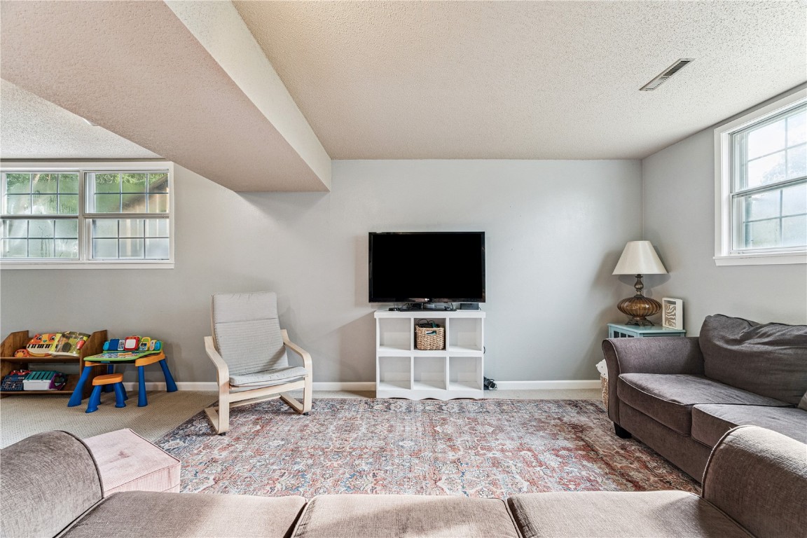 3960 Willowood Avenue Marion IA 52302