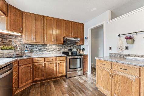 3960 Willowood Avenue Marion IA 52302