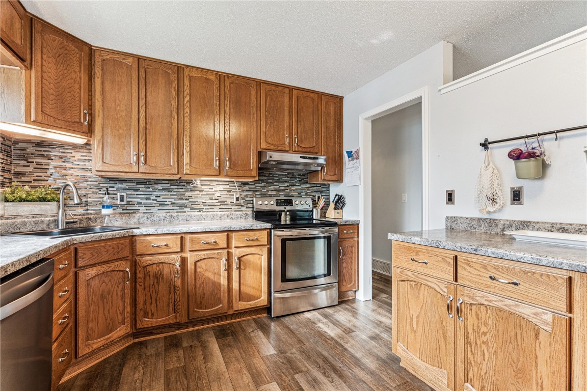 3960 Willowood Avenue Marion IA 52302