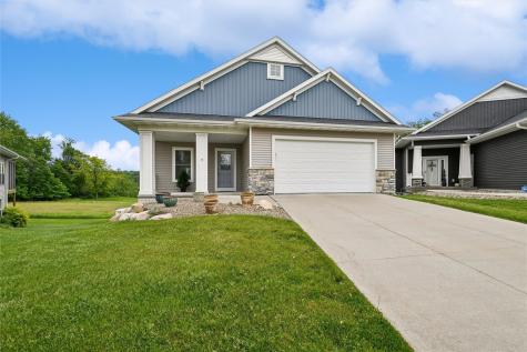 2245 Tranquil Court NW Cedar Rapids IA 52405