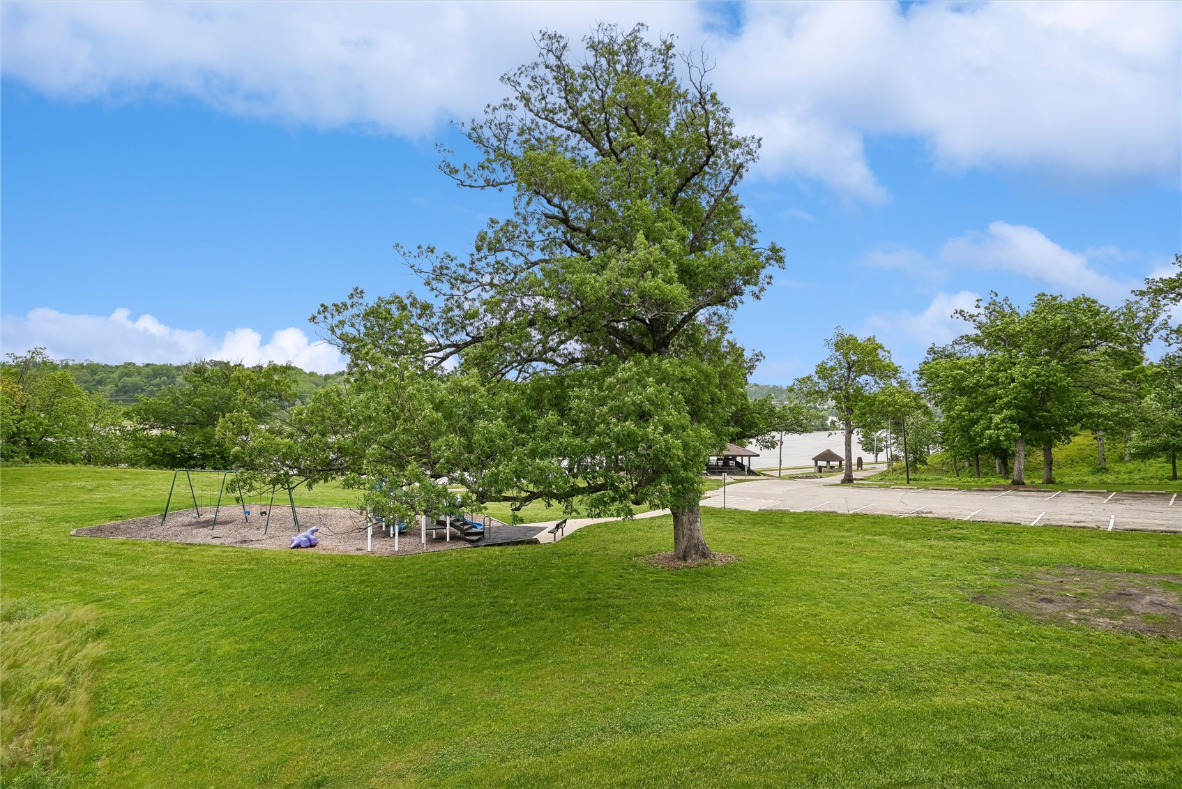 2245 Tranquil Court NW Cedar Rapids IA 52405