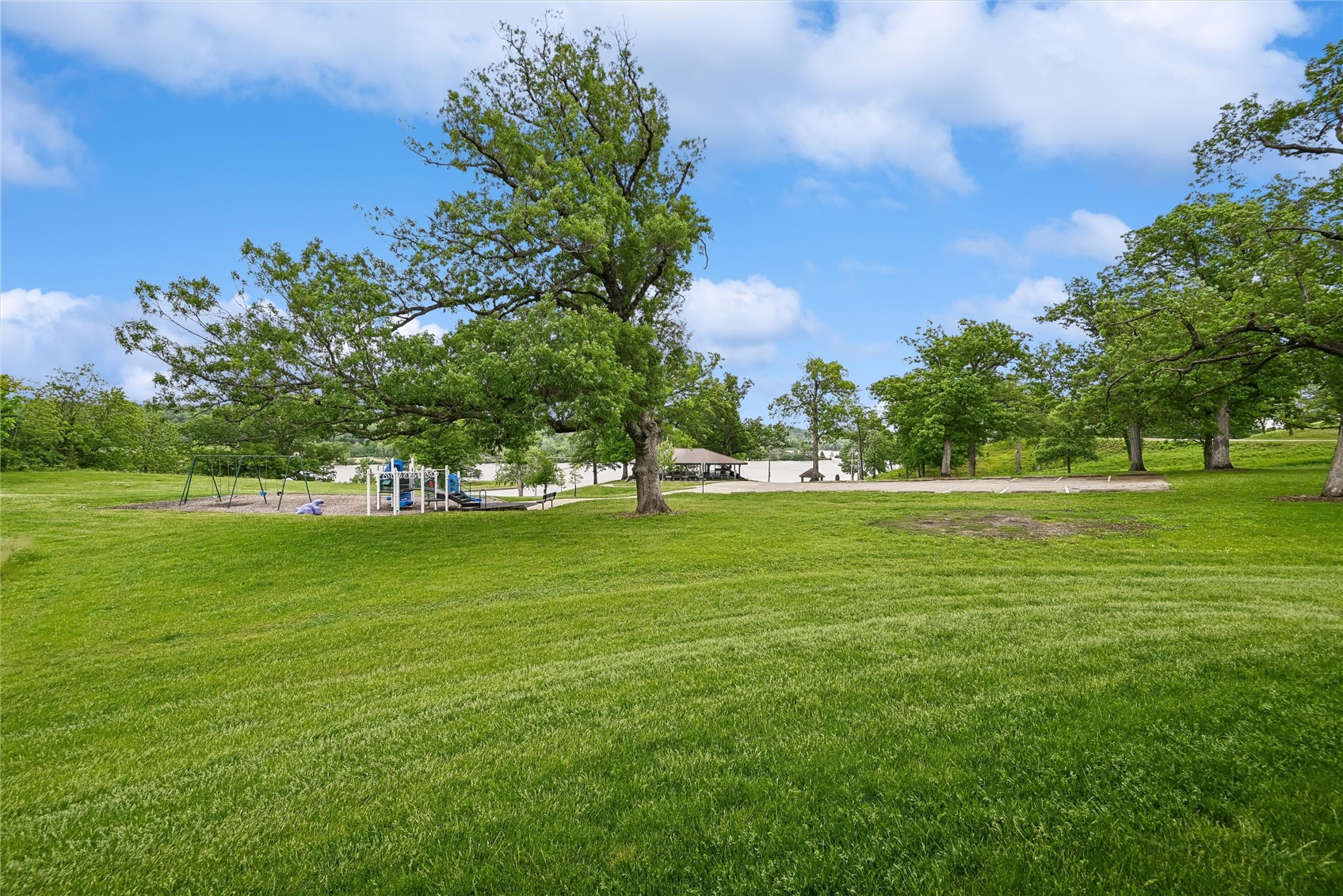 2245 Tranquil Court NW Cedar Rapids IA 52405