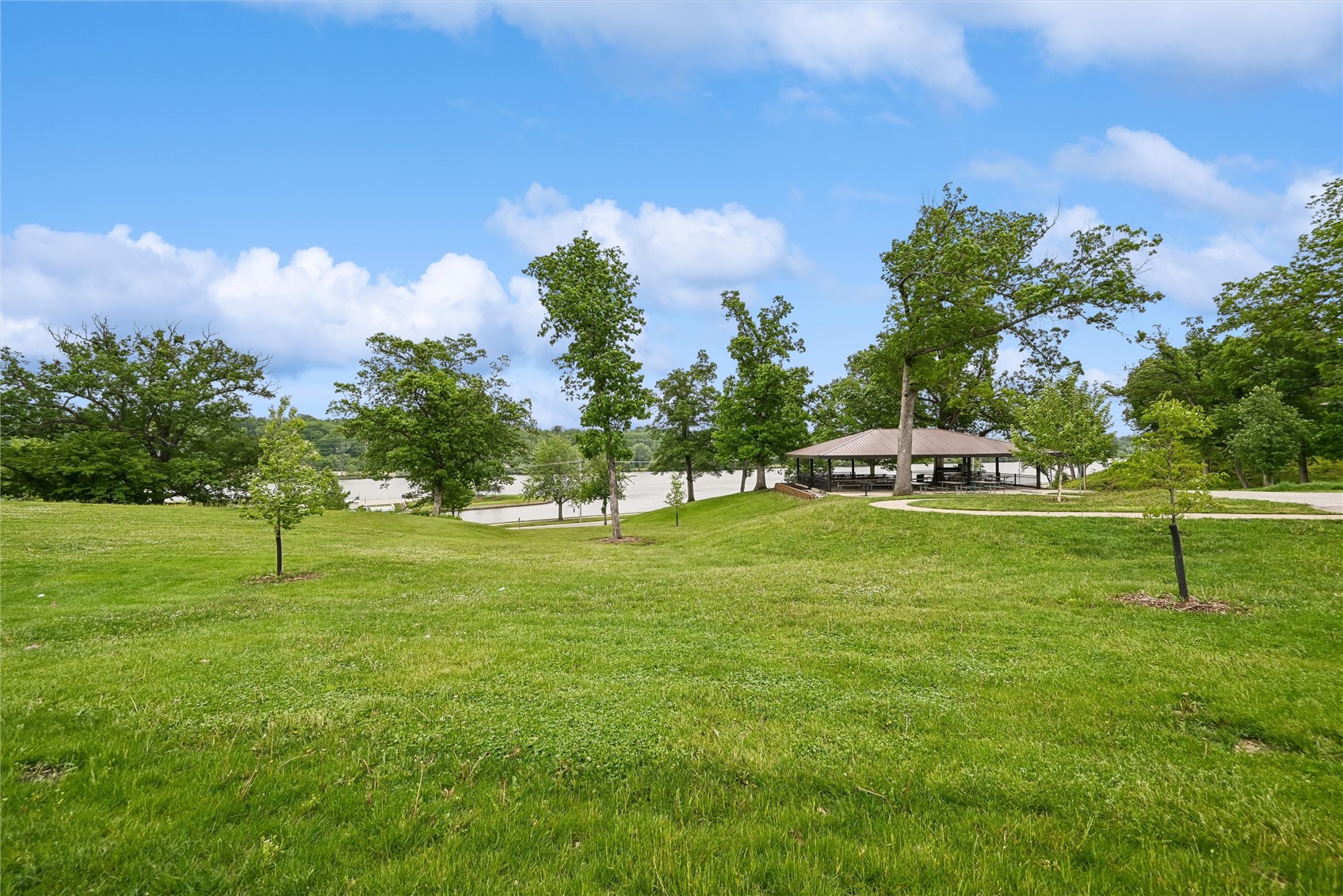 2245 Tranquil Court NW Cedar Rapids IA 52405
