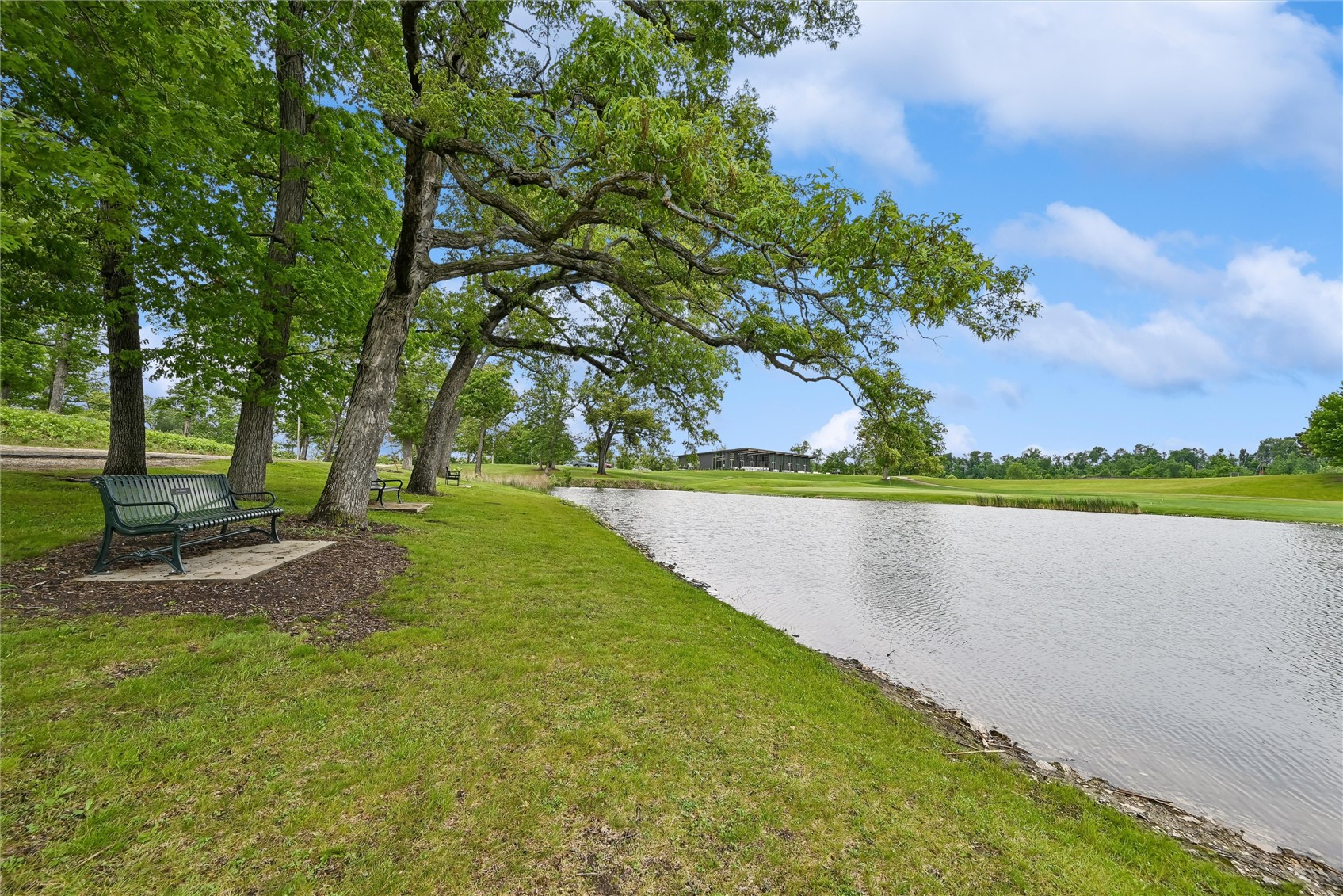 2245 Tranquil Court NW Cedar Rapids IA 52405