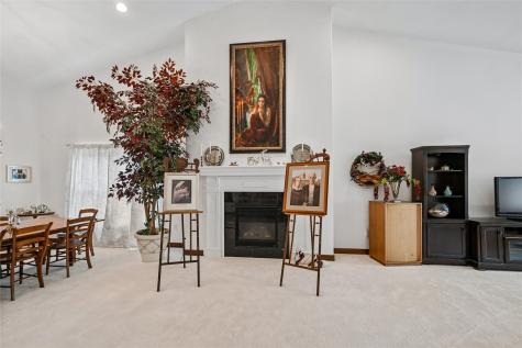 2245 Tranquil Court NW Cedar Rapids IA 52405