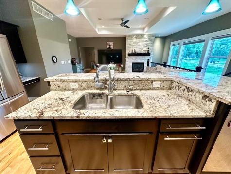 816 Palmyra Drive NE Cedar Rapids IA 52402