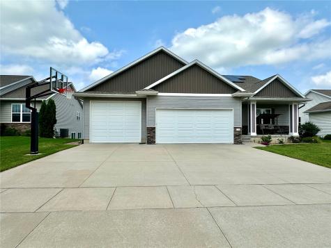 816 Palmyra Drive NE Cedar Rapids IA 52402