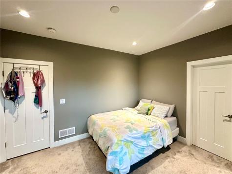 816 Palmyra Drive NE Cedar Rapids IA 52402