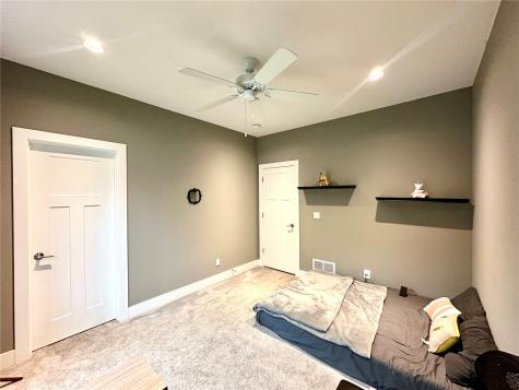 816 Palmyra Drive NE Cedar Rapids IA 52402