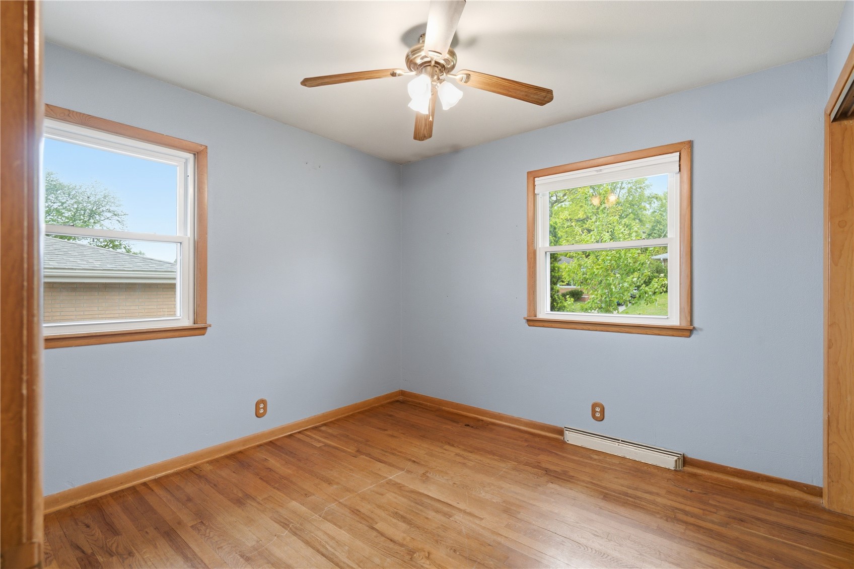 2132 Larry Drive NE Cedar Rapids IA 52402