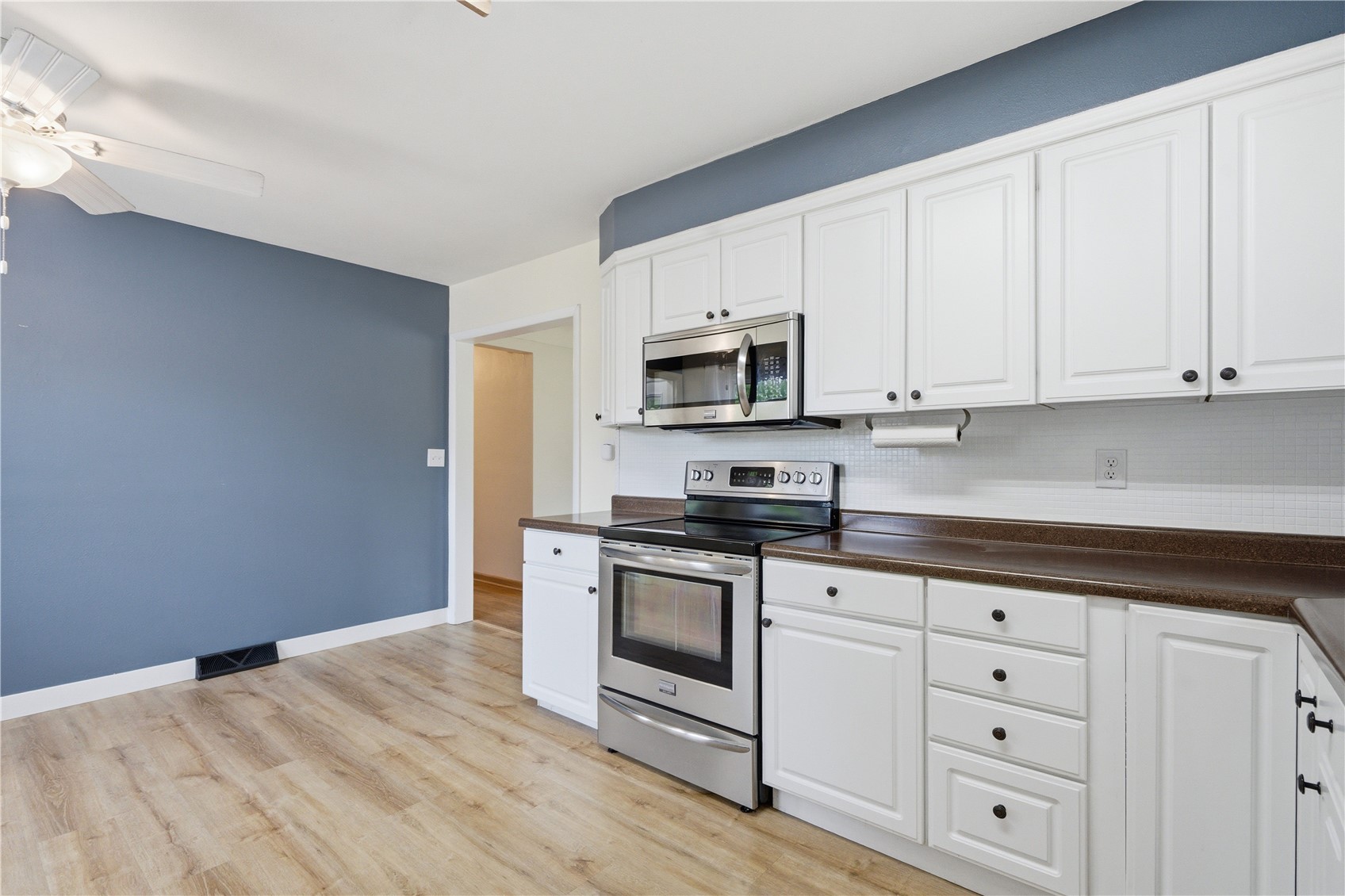 2132 Larry Drive NE Cedar Rapids IA 52402