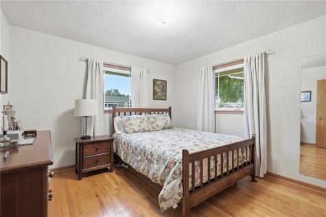 1469 Golfview Drive NE Cedar Rapids IA 52402