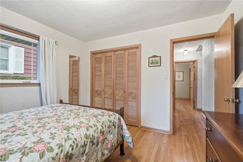 1469 Golfview Drive NE Cedar Rapids IA 52402