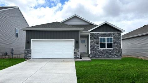 2818 Mary Drive Hiawatha IA 52233