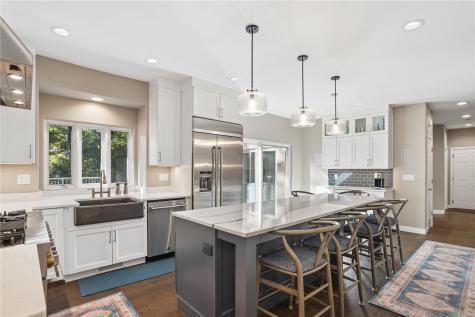 1441 Trail Bend Drive NW Swisher IA 52338
