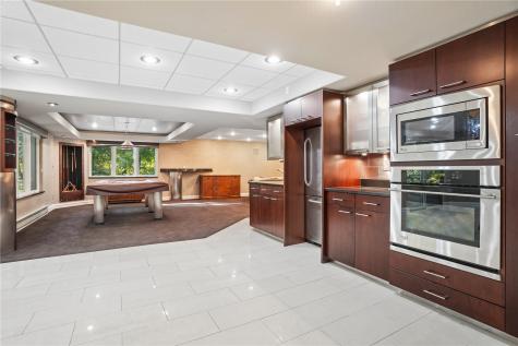 1441 Trail Bend Drive NW Swisher IA 52338