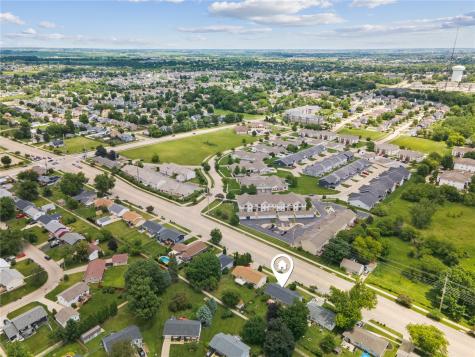 6525 Council Street NE Cedar Rapids IA 52402