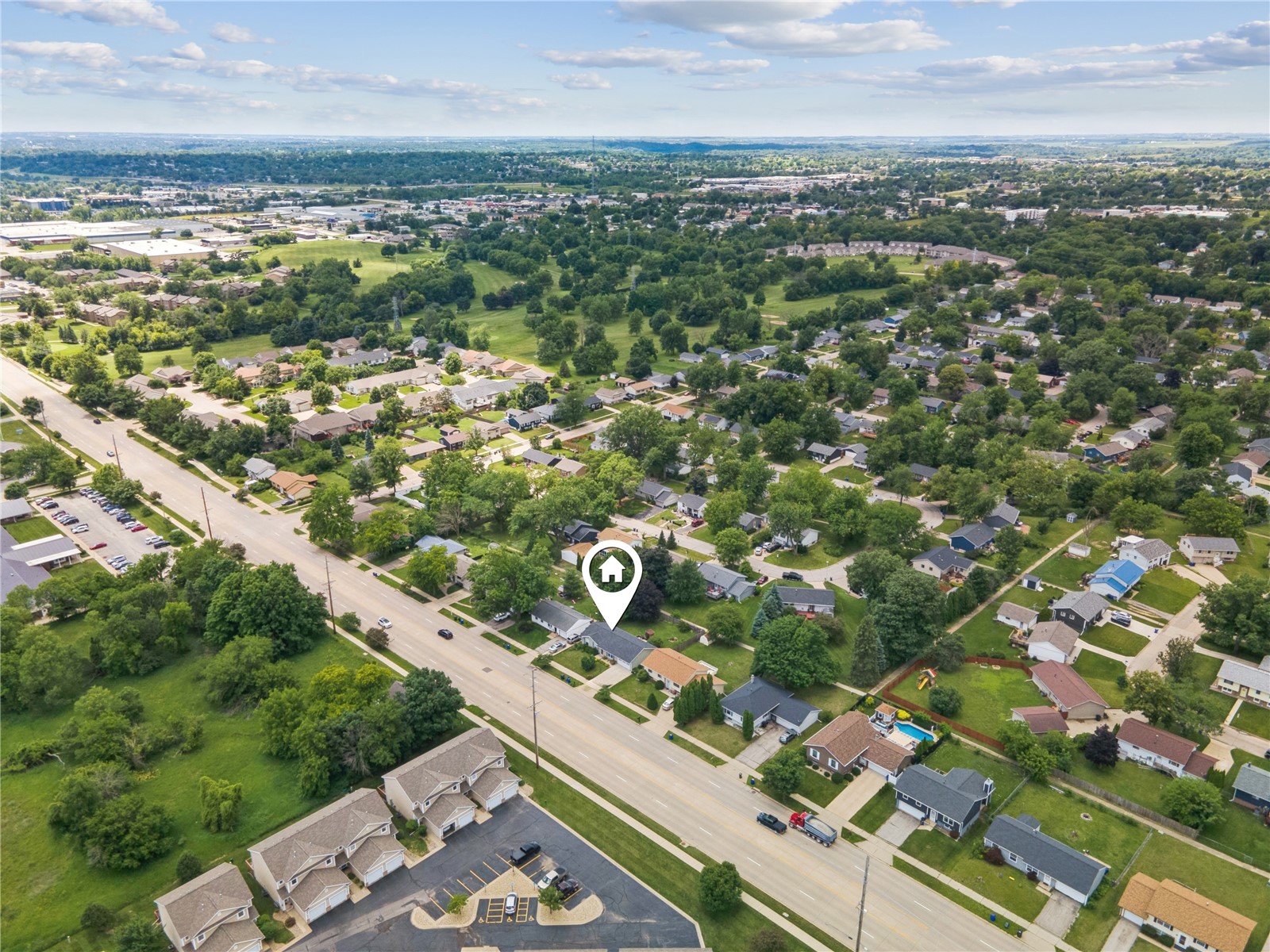 6525 Council Street NE Cedar Rapids IA 52402