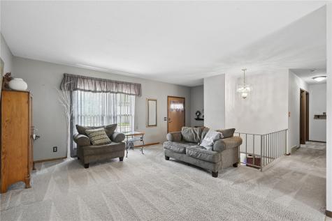 6525 Council Street NE Cedar Rapids IA 52402