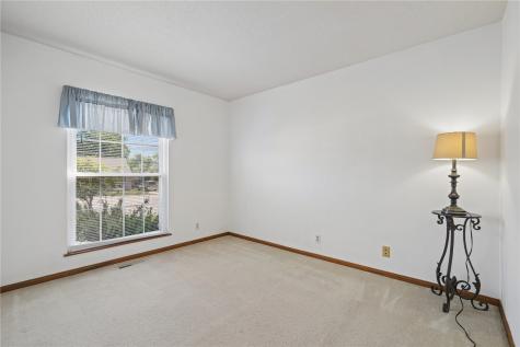 6525 Council Street NE Cedar Rapids IA 52402