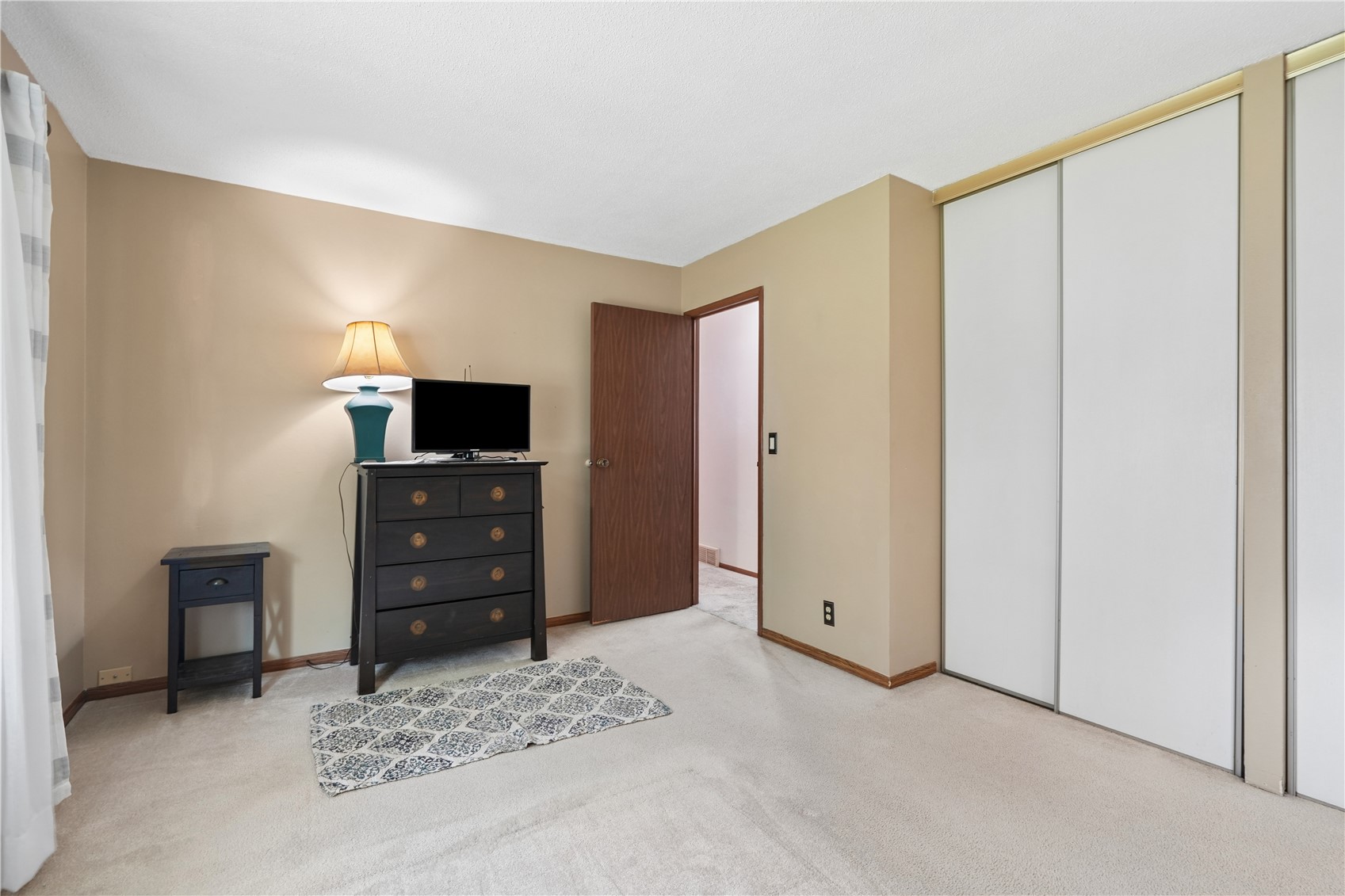 6525 Council Street NE Cedar Rapids IA 52402