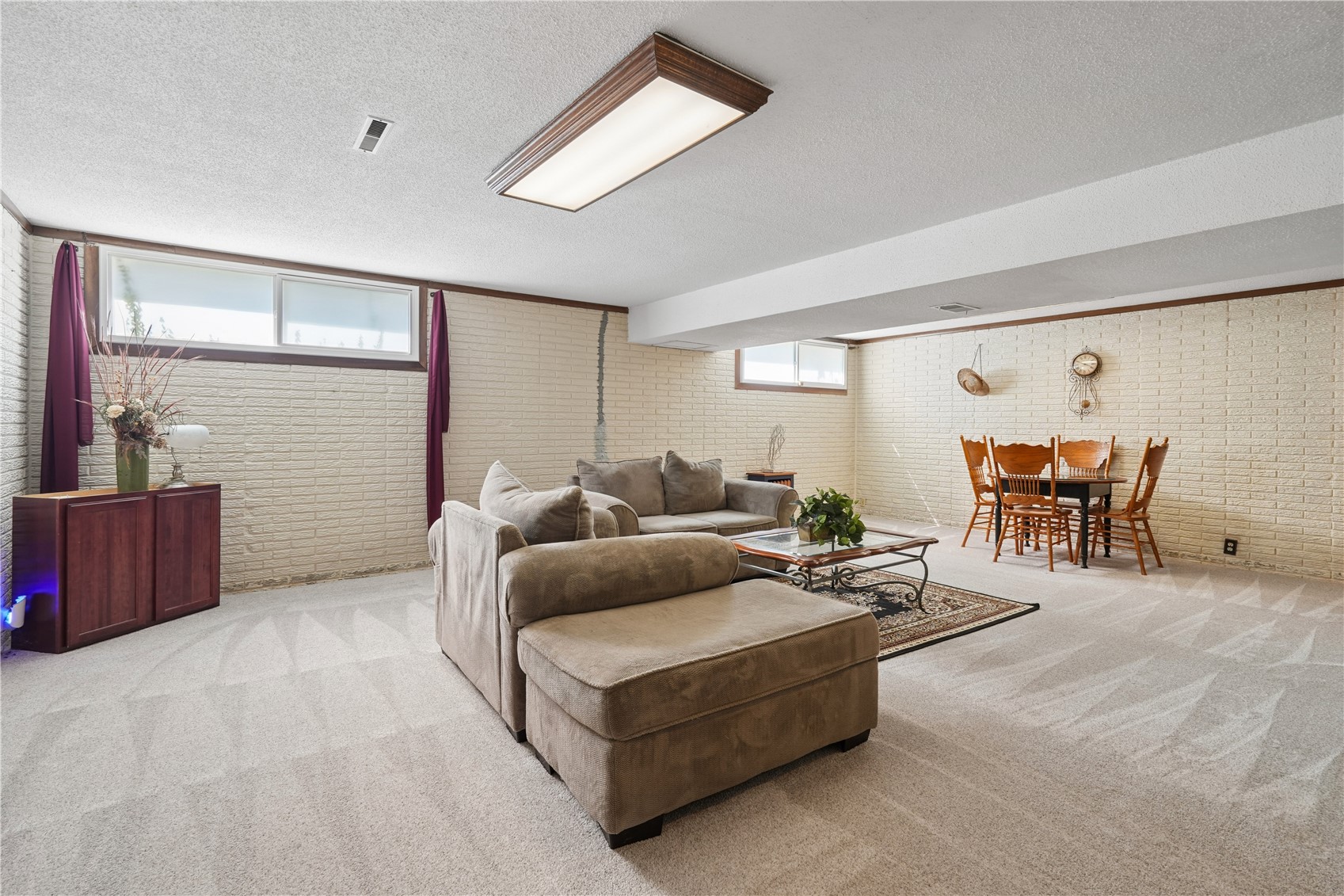 6525 Council Street NE Cedar Rapids IA 52402